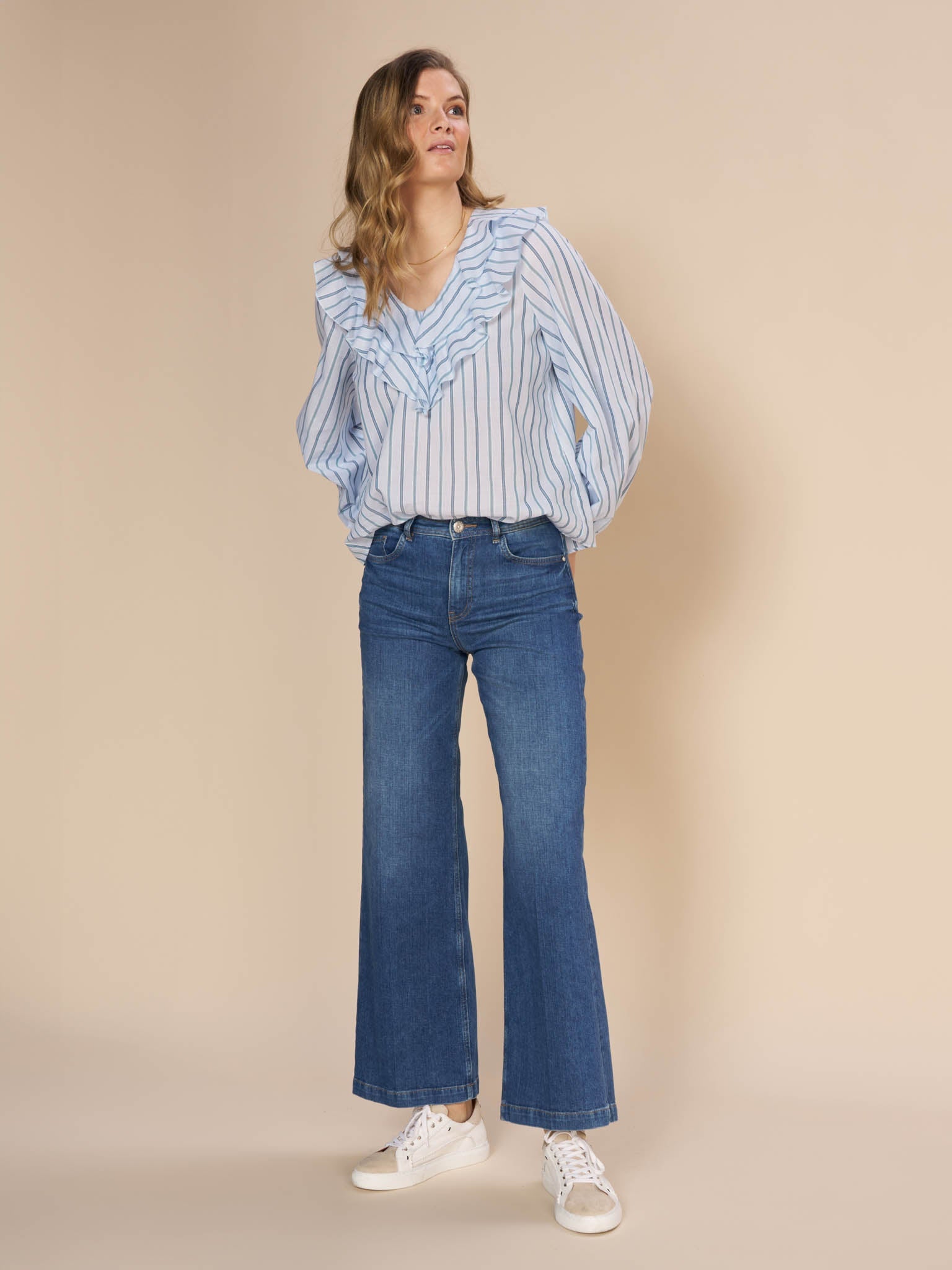 Modelshot / Cashmere Blue / Detail